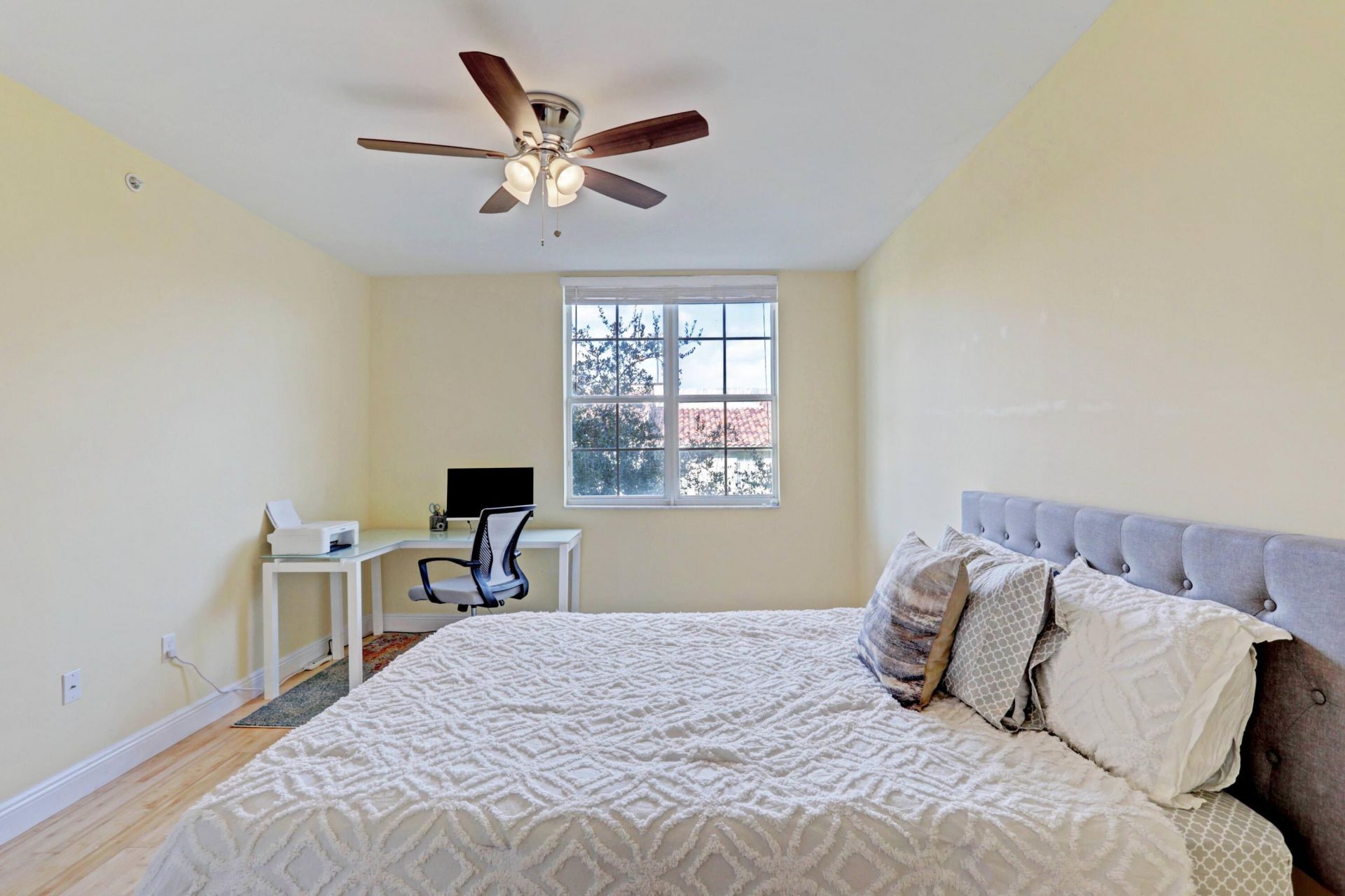 630 S Sapodilla Avenue S, Unit 321, West Palm Beach, FL 33401 Photo