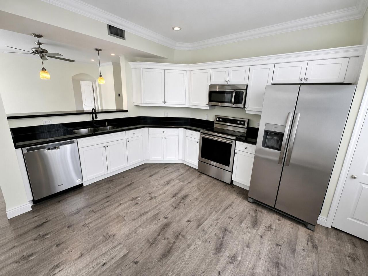 11023 Legacy Lane, Unit 301, Palm Beach Gardens, FL 33410 Photo