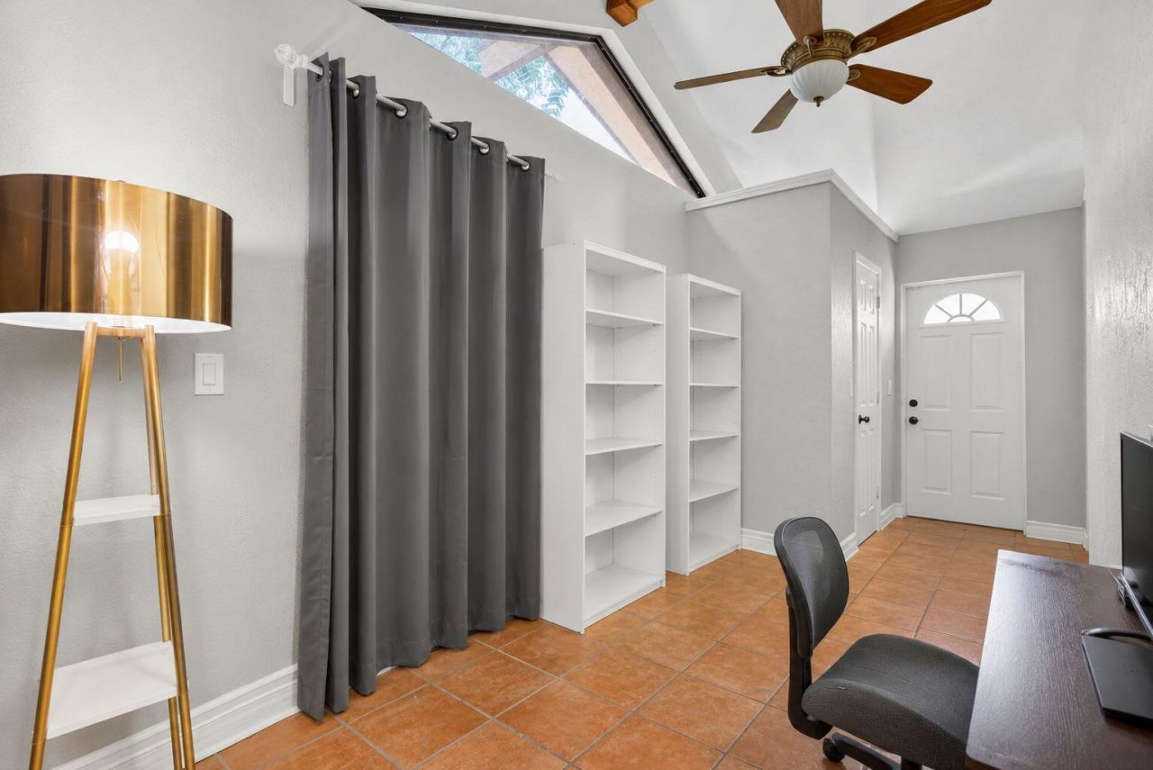 7355 NW 83rd Avenue, Tamarac, FL 33321 Photo