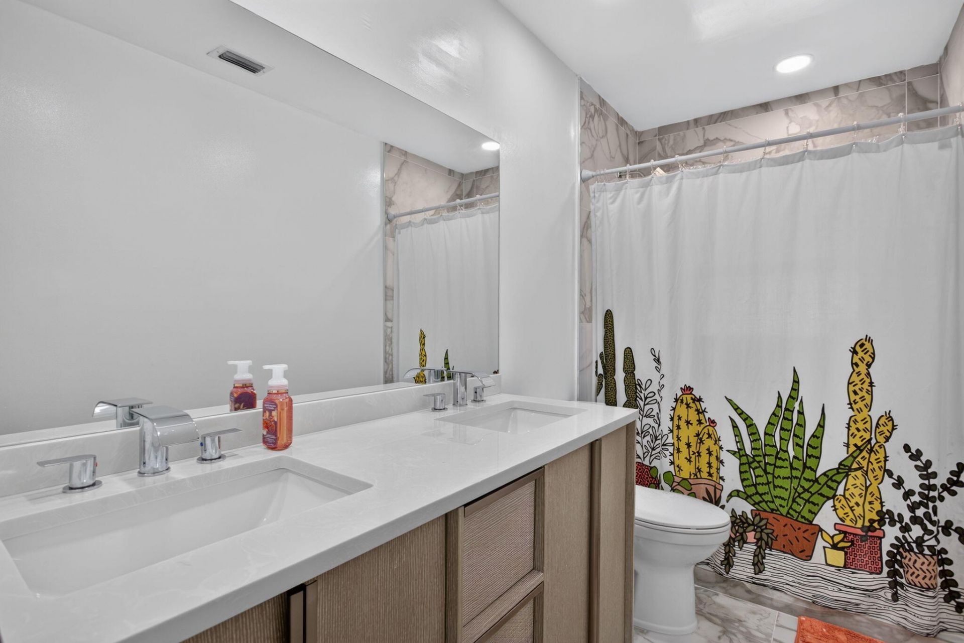 7355 NW 83rd Avenue, Tamarac, FL 33321 Photo