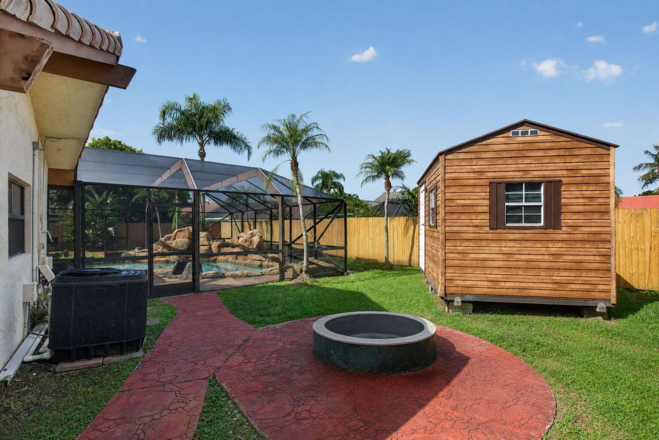 7355 NW 83rd Avenue, Tamarac, FL 33321 Photo
