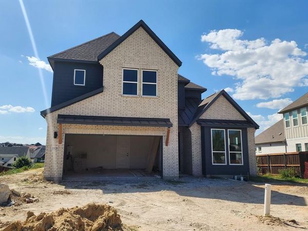 1820 Crested Ridge Road, Fort Worth, TX 76008