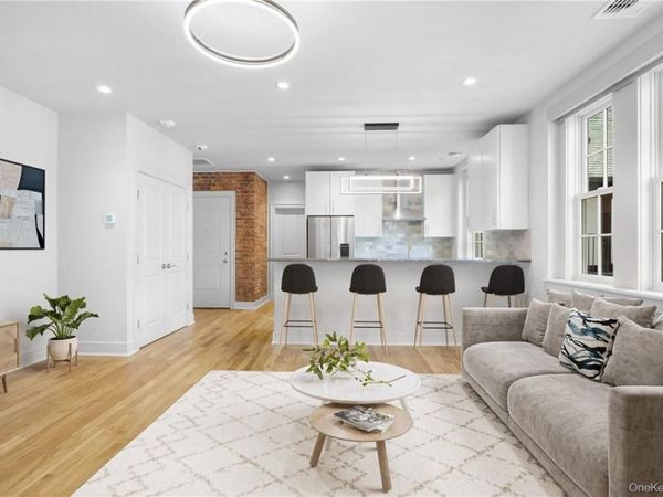 26 East Parkway , Unit 17, Scarsdale, NY 10583