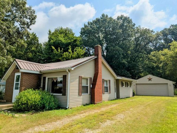 9562 S 750 W Road, Claypool, IN 46510