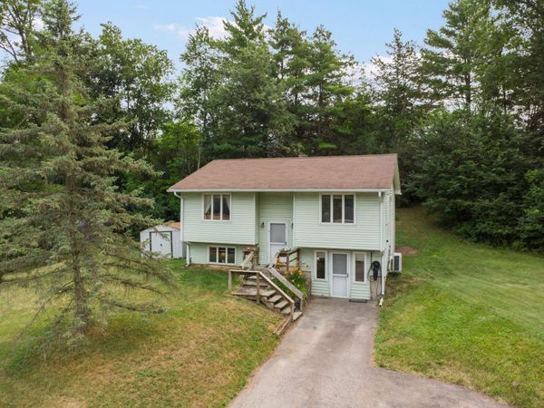 28 Booth Woods, Vergennes, VT 05491