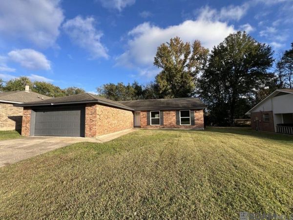 8803 Orleans Dr, Baton Rouge, LA 70810