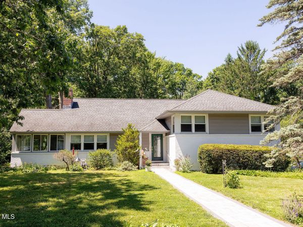 1241 Ruffner Road, Niskayuna, NY 12309