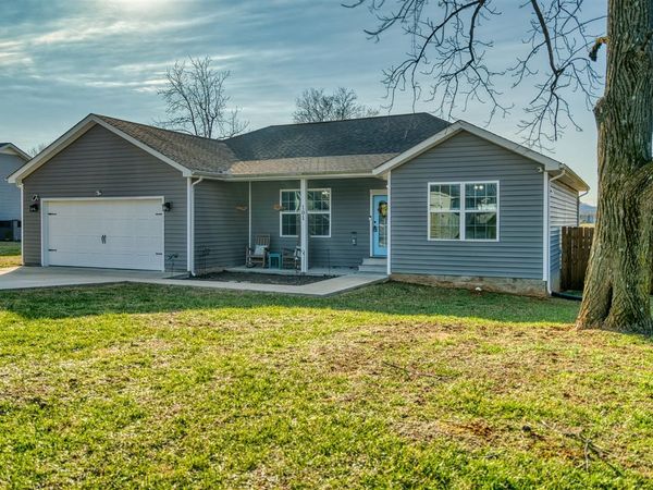 101 Creekwood Drive , Russellville, KY 42276