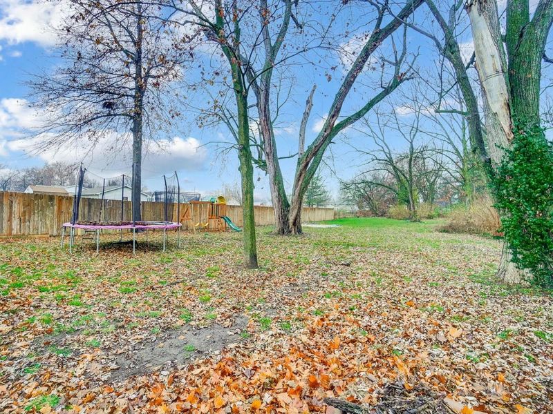399 Garden Heights Avenue , Columbus, OH 43228 Photo 4