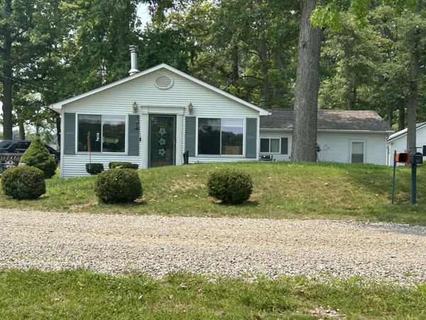 12232 Maple Hillsdale Co. Street, Montgomery, MI 49255