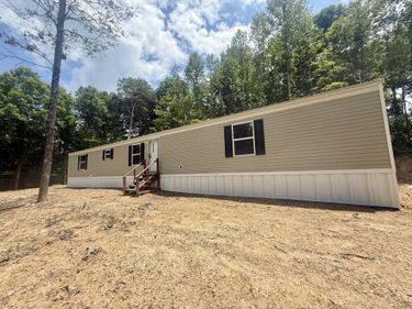 100 Mason Lane, East Bernstadt, KY 40729