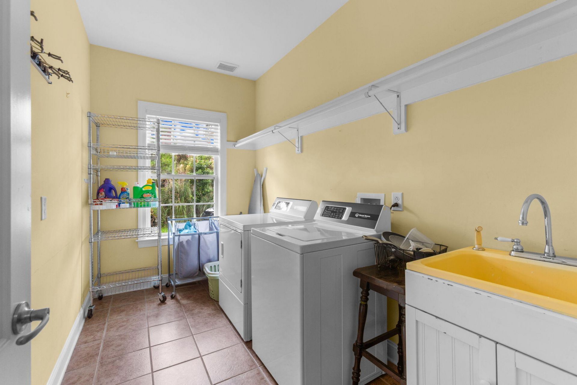 1019 Englewood Court Photo 31