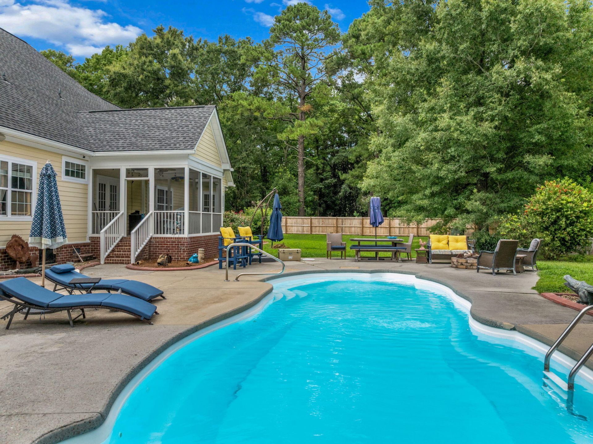 1019 Englewood Court Photo 40