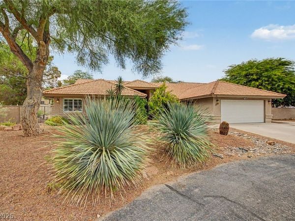 5935 N Campbell Road, Las Vegas, NV 89149