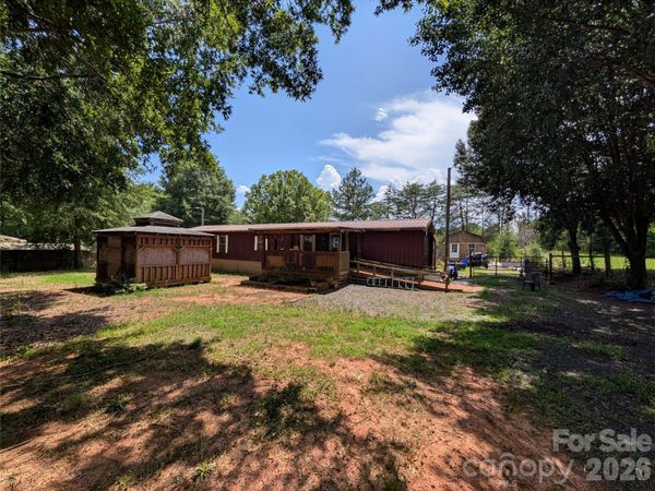 2339 Journeys Pass , Newton, NC 28658