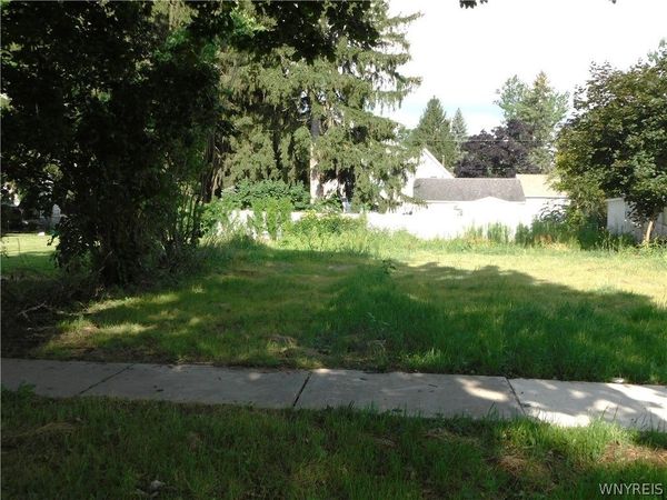 240 Liberty Street , Batavia, NY 14020