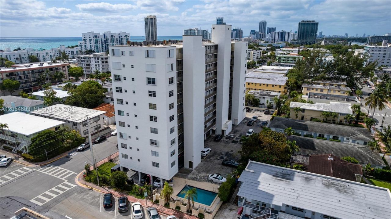 7850 Byron Ave , Unit 207, Miami Beach, FL 33141 Photo