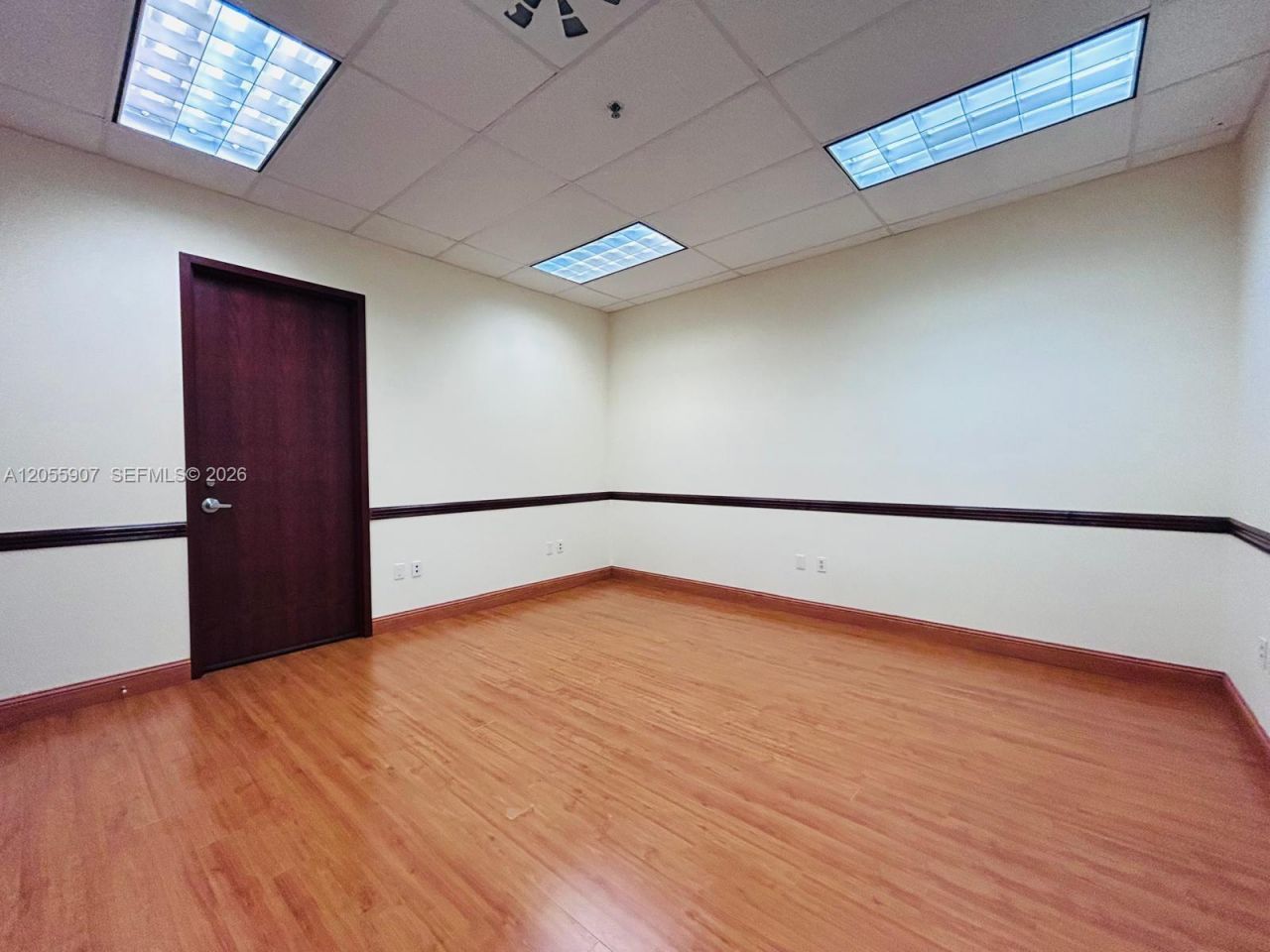 2893 Executive Park Dr, Unit 106, Weston, FL 33331 Photo