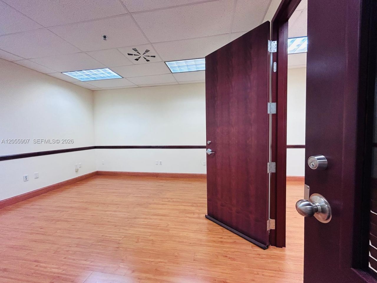 2893 Executive Park Dr, Unit 106, Weston, FL 33331 Photo
