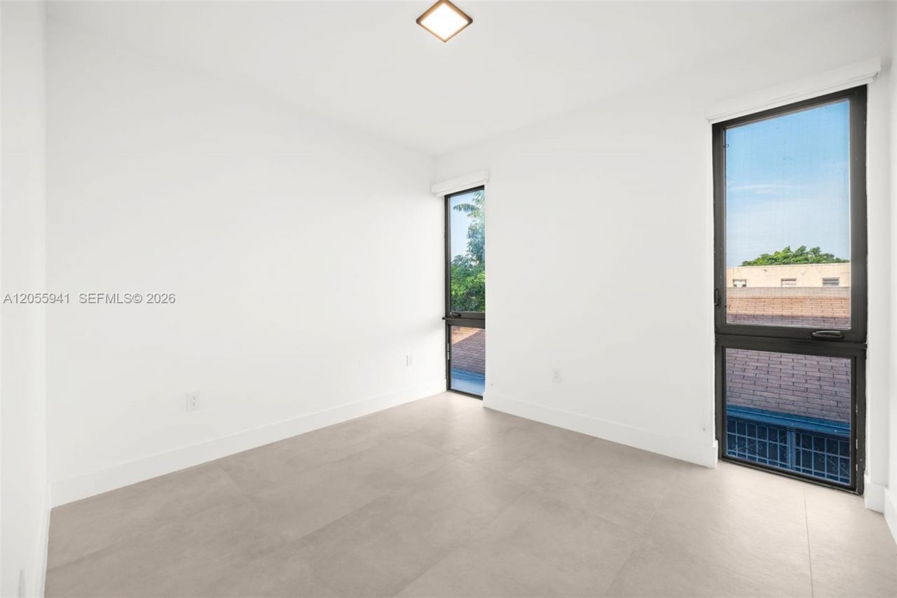 53 NW 52nd St, Miami, FL 33127 Photo