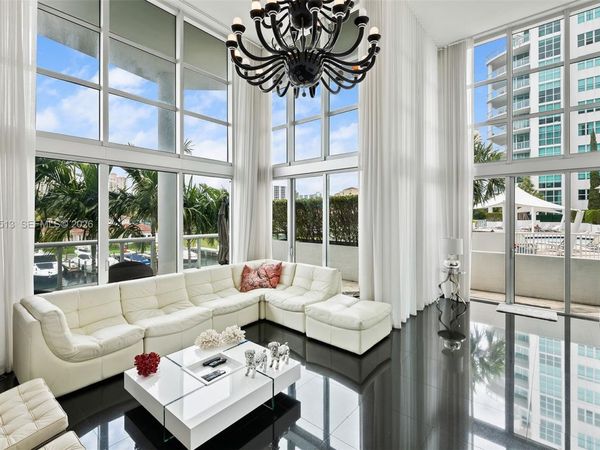 3131 NE 188th St , Unit 1-301, Aventura, FL 33180