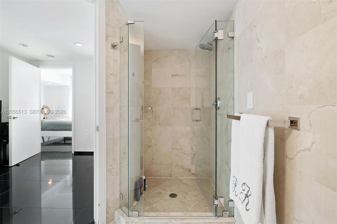 3131 NE 188th St , Unit 1-301, Aventura, FL 33180 Photo