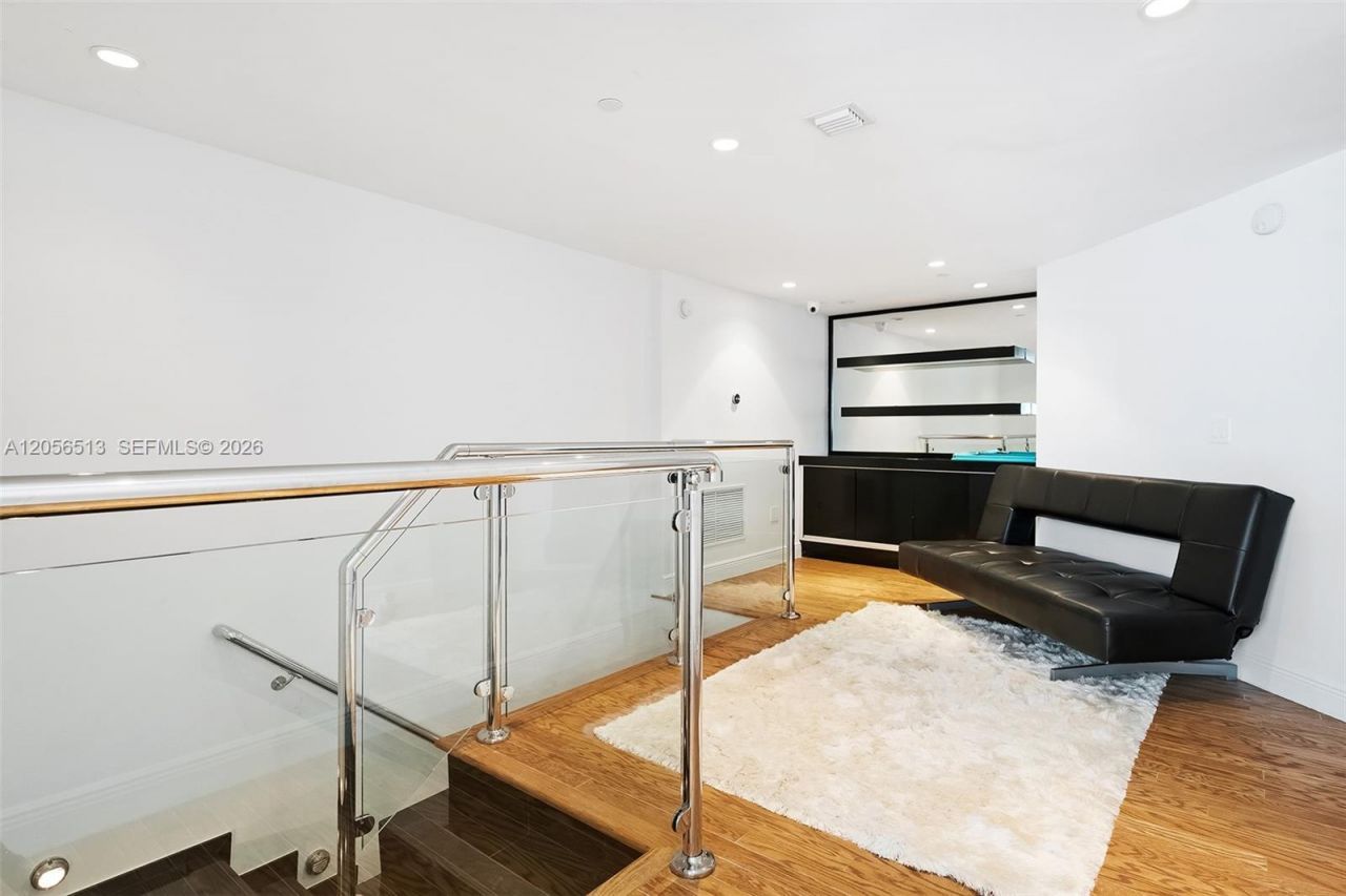 3131 NE 188th St , Unit 1-301, Aventura, FL 33180 Photo