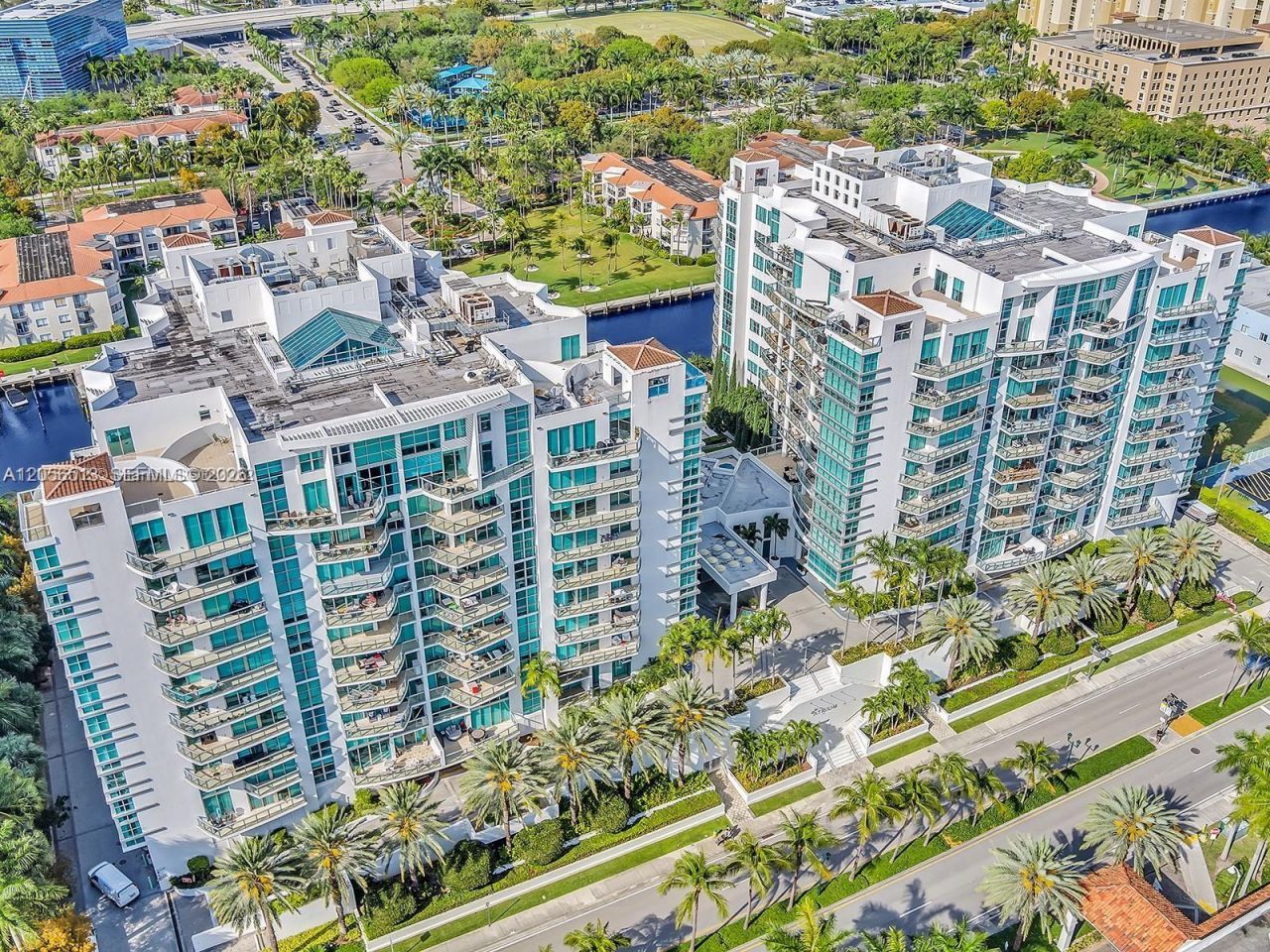 3131 NE 188th St , Unit 1-301, Aventura, FL 33180 Photo