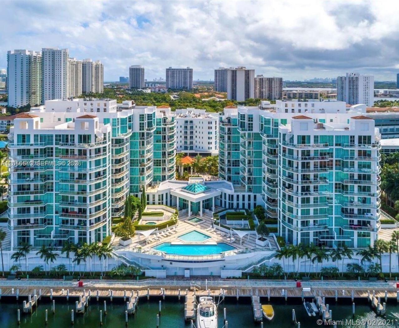 3131 NE 188th St , Unit 1-301, Aventura, FL 33180 Photo