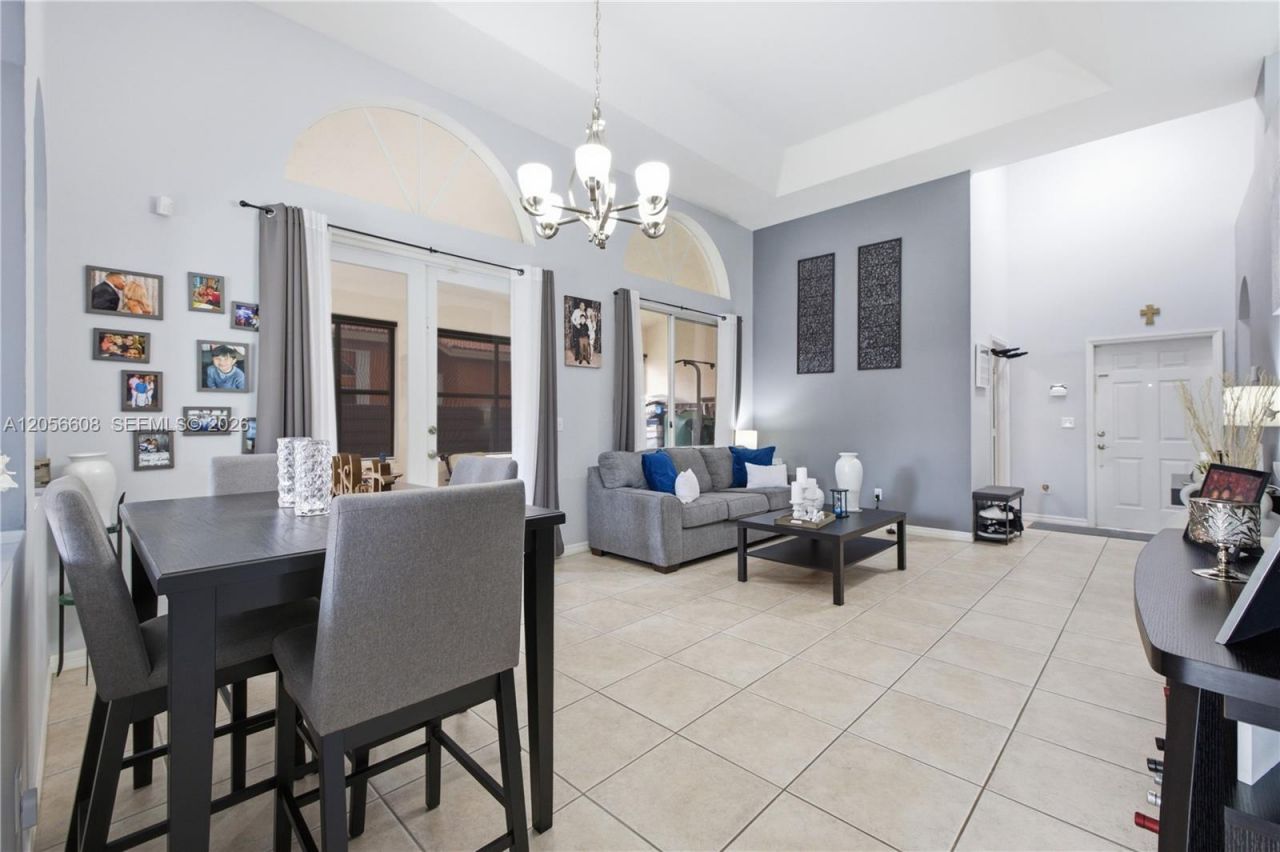 2233 SE 14th Cir , Homestead, FL 33035 Photo