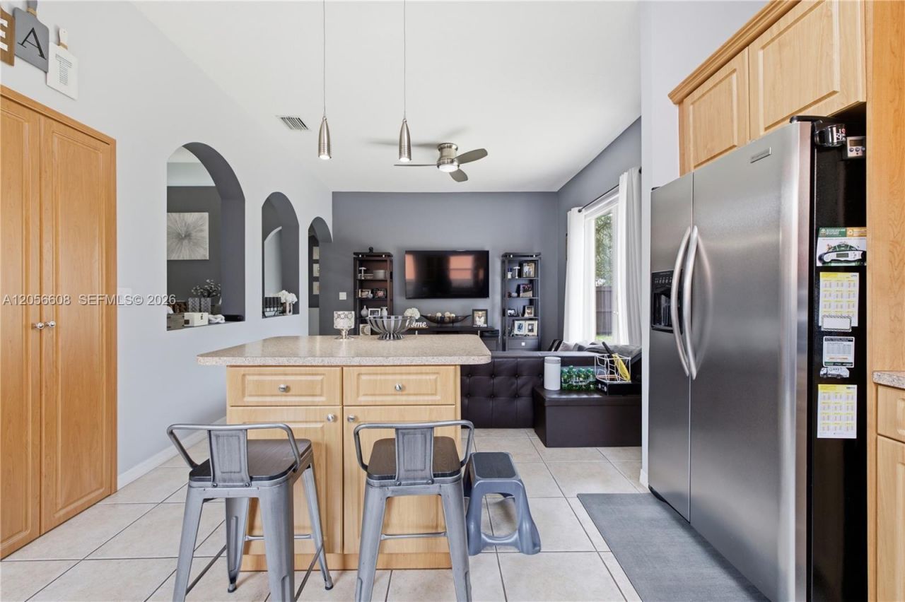 2233 SE 14th Cir , Homestead, FL 33035 Photo