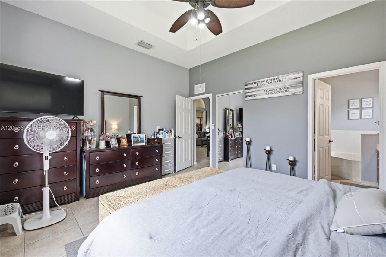 2233 SE 14th Cir , Homestead, FL 33035 Photo