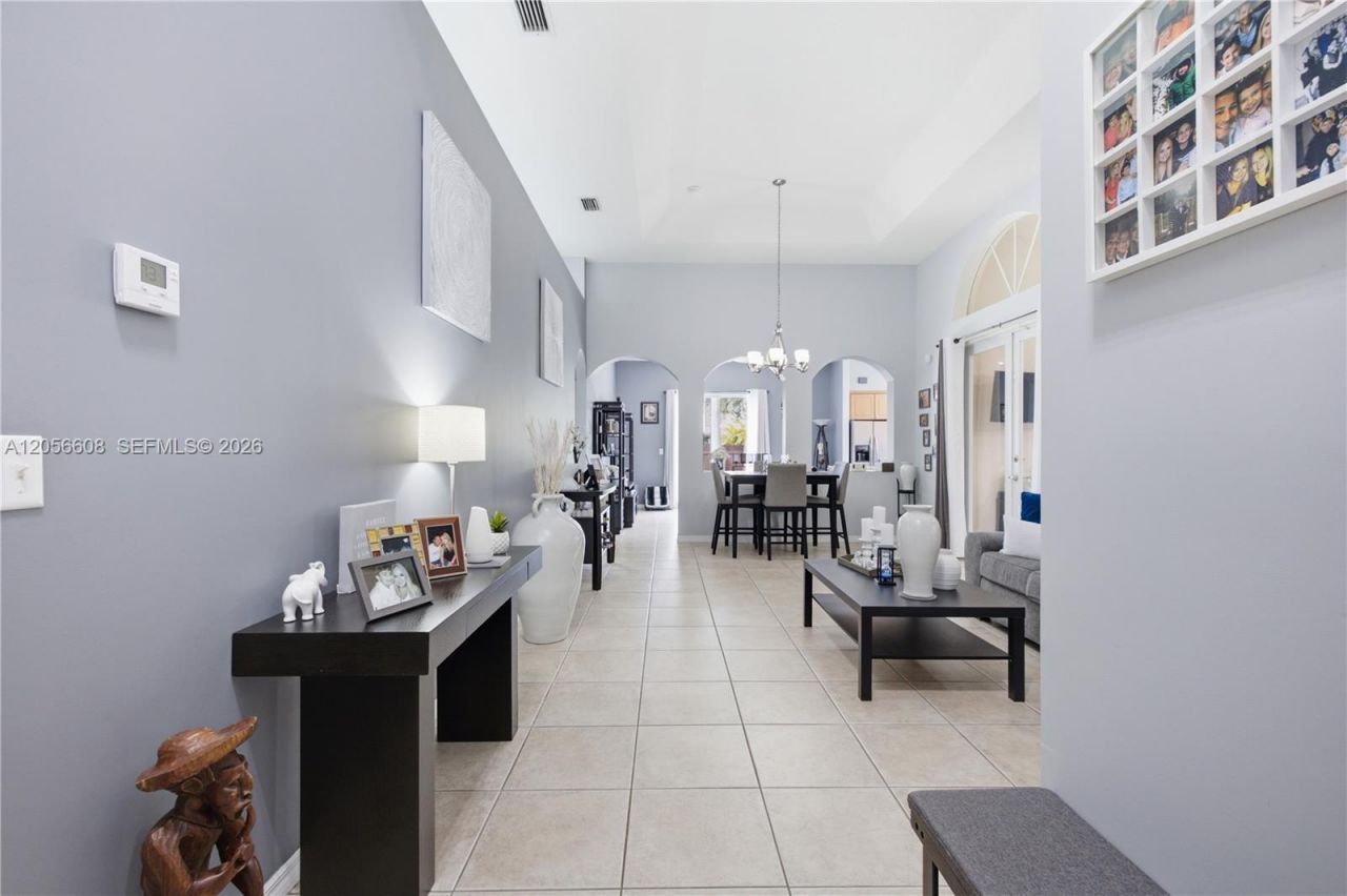 2233 SE 14th Cir , Homestead, FL 33035 Photo