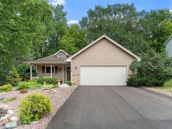 13520 Havelock Trail, Apple Valley, MN 55124