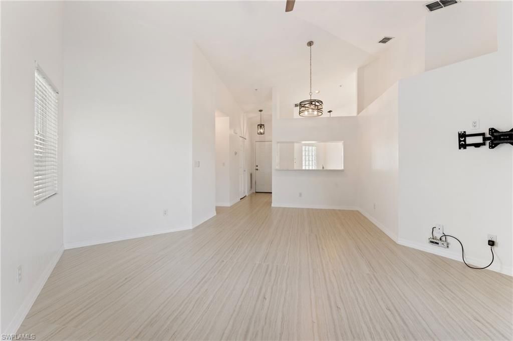 12081 Summergate Cir , Unit 204, Fort Myers, FL 33913 Photo