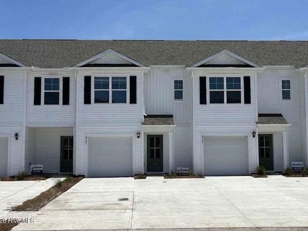 4340 Majesty Drive, Unit 358, Castle Hayne, NC 28429