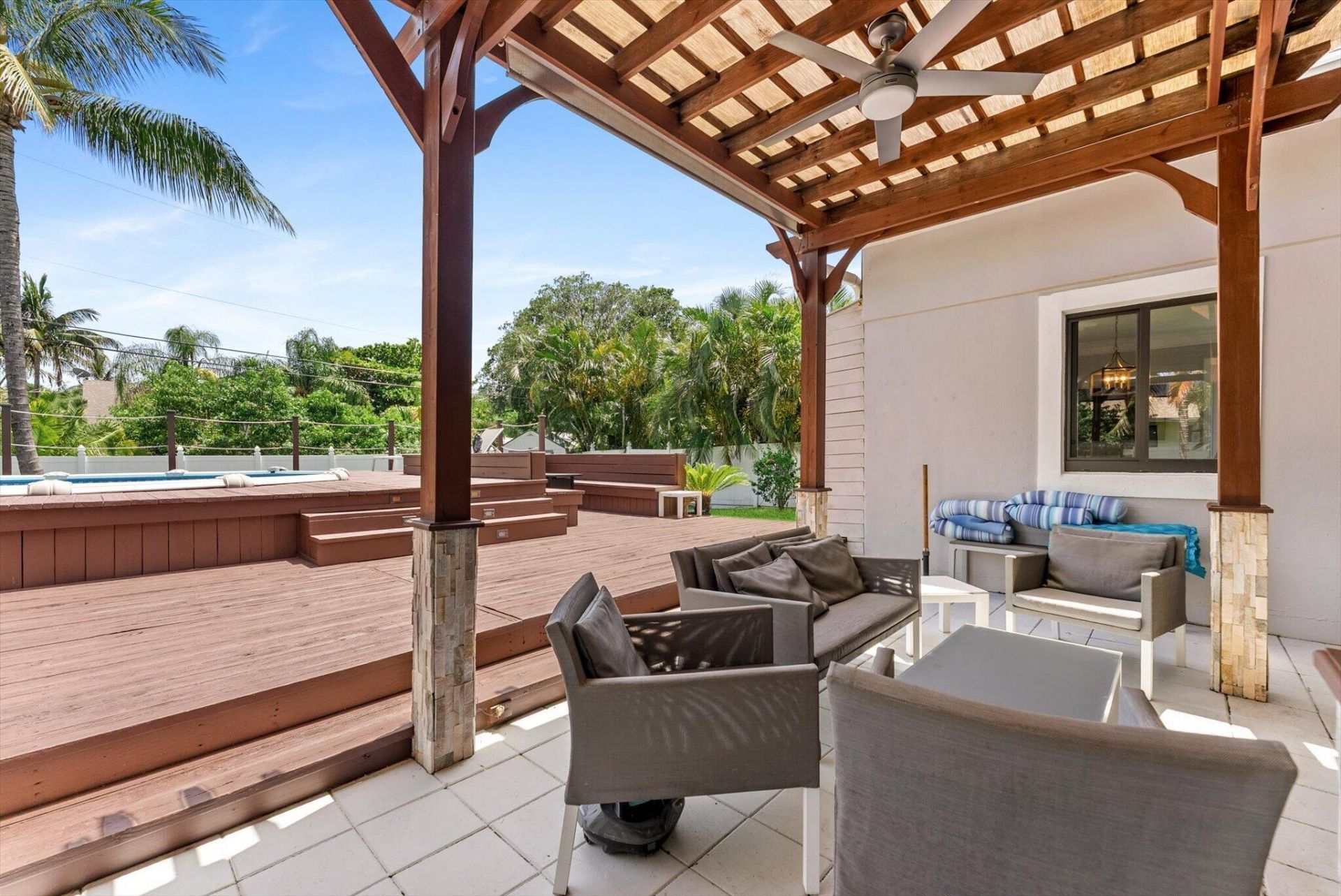 728 NE 9th Avenue, Boynton Beach, FL 33435 Photo
