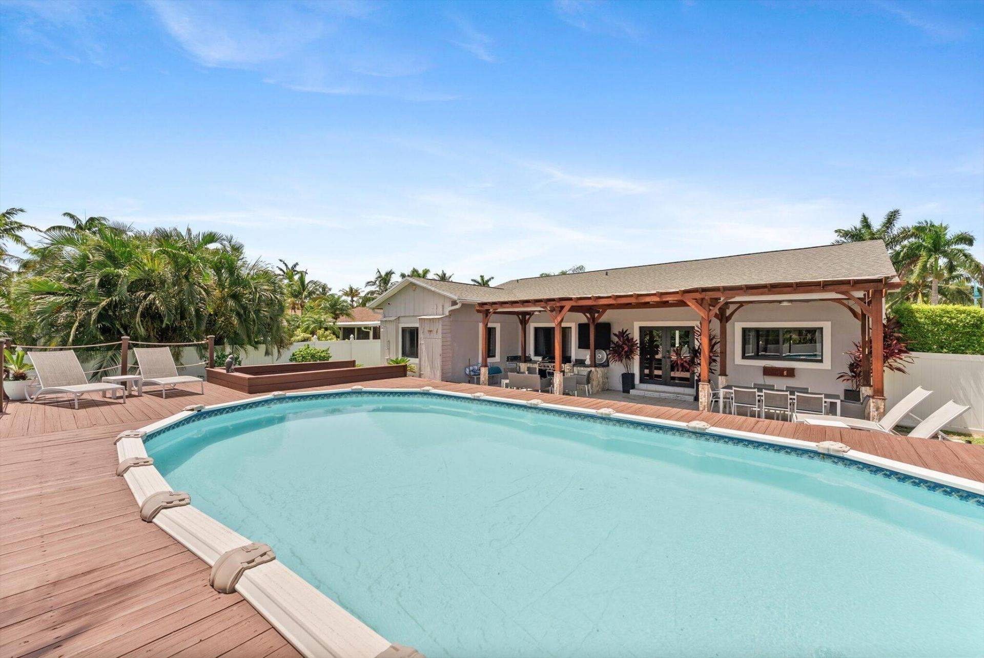 728 NE 9th Avenue, Boynton Beach, FL 33435 Photo