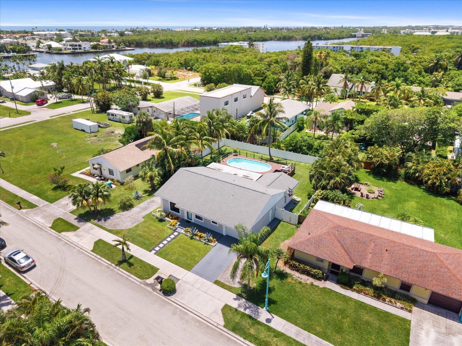 728 NE 9th Avenue, Boynton Beach, FL 33435 Photo