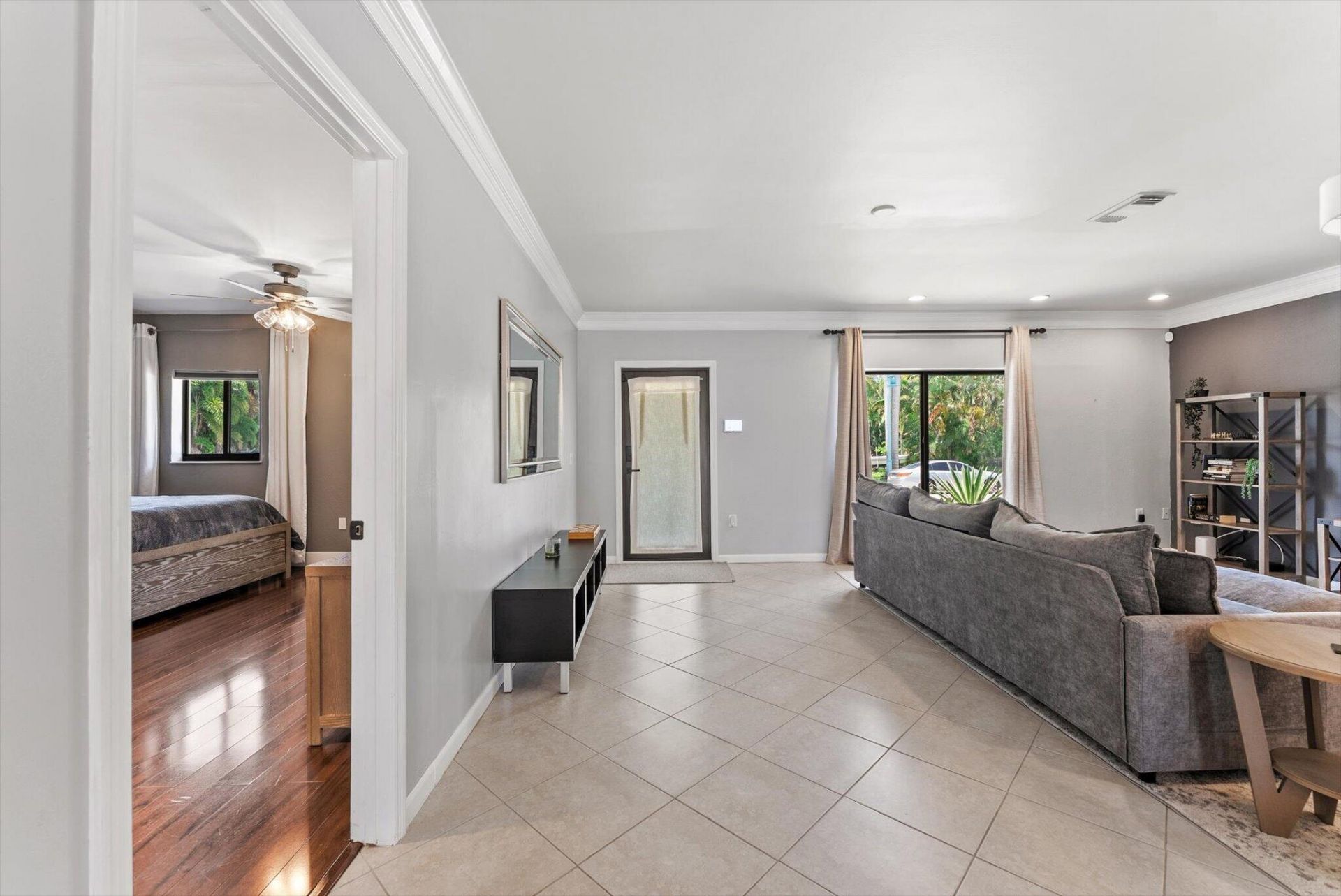 728 NE 9th Avenue, Boynton Beach, FL 33435 Photo