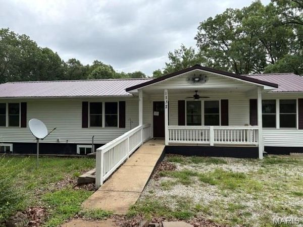 1232 W Springfield Road , St Clair, MO 63077