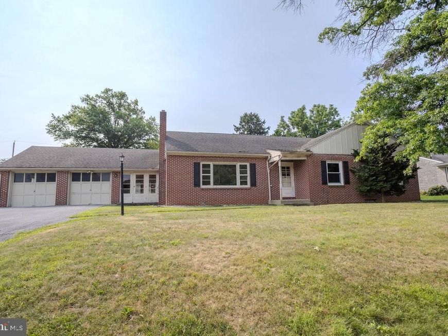 626 Charles Street, Shippensburg, PA 17257 Main Photo