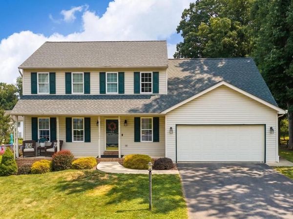 1719 DEER FORD WAY, YORK, PA 17408