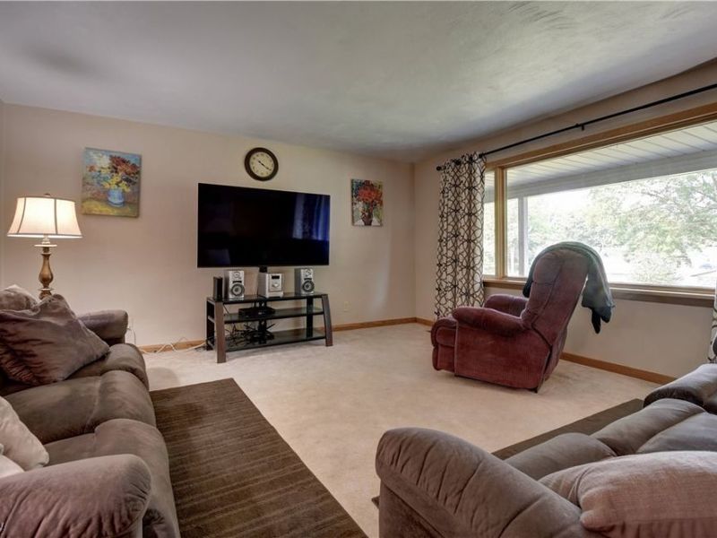 2510 Willow Brook Drive NW, Dover, OH 44622 Photo 10