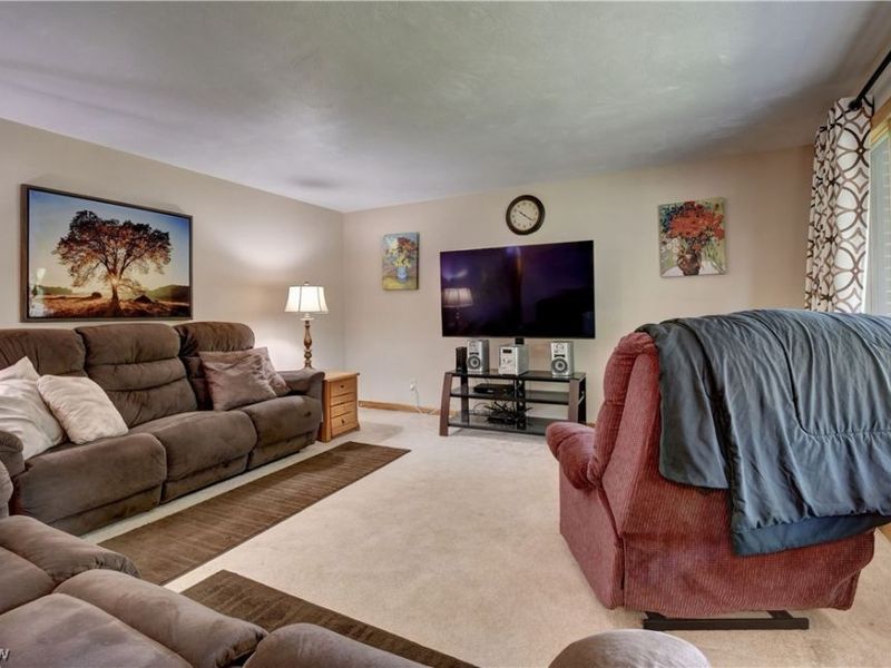 2510 Willow Brook Drive NW, Dover, OH 44622 Photo 11