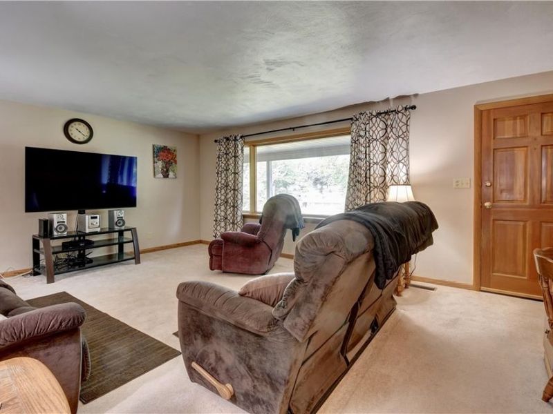 2510 Willow Brook Drive NW, Dover, OH 44622 Photo 12