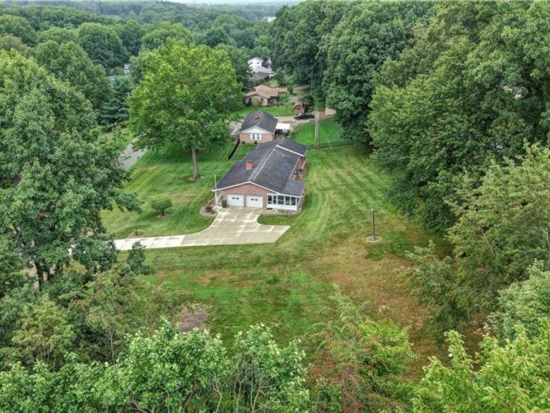 2510 Willow Brook Drive NW, Dover, OH 44622 Photo 12