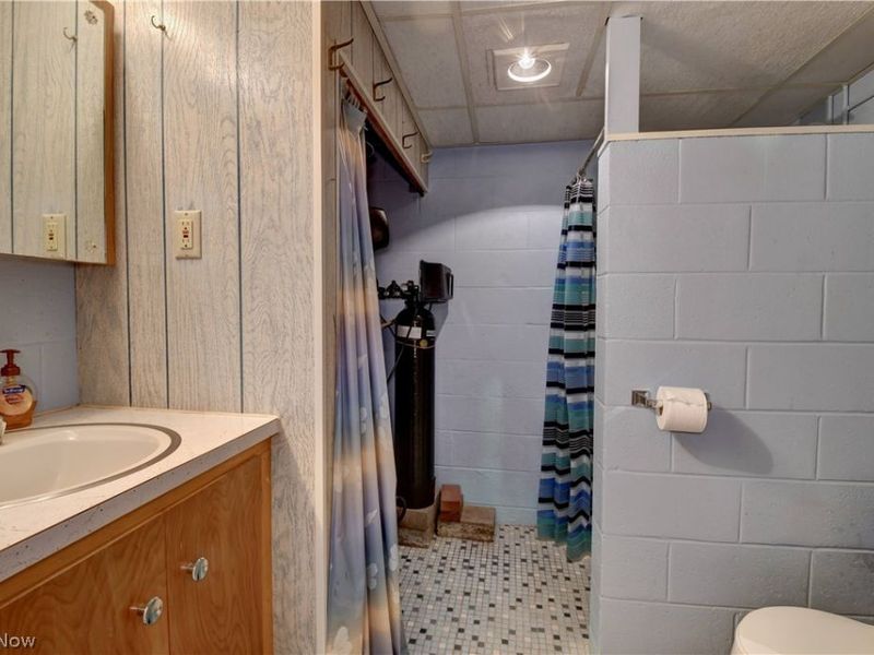 2510 Willow Brook Drive NW, Dover, OH 44622 Photo 30