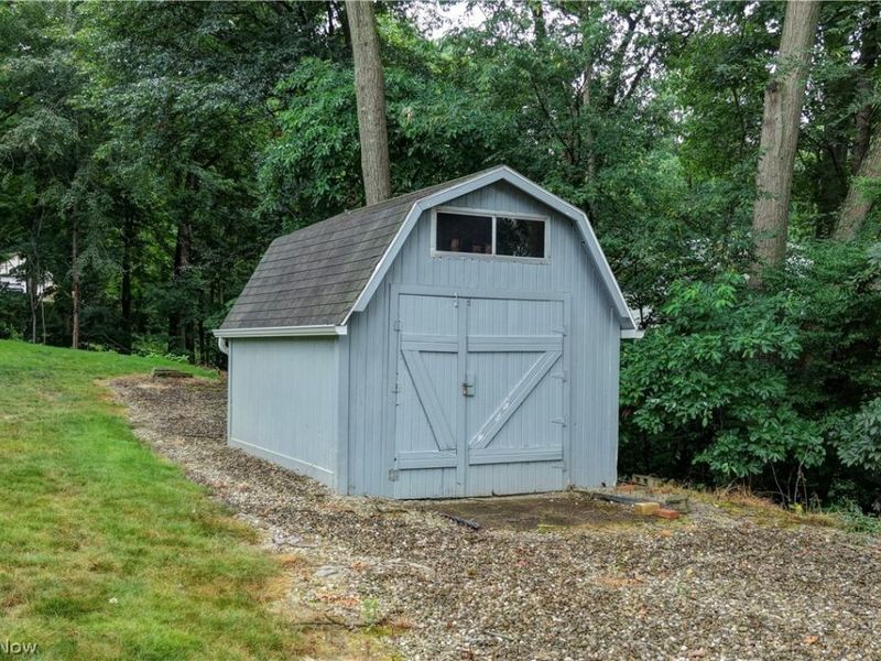 2510 Willow Brook Drive NW, Dover, OH 44622 Photo 35
