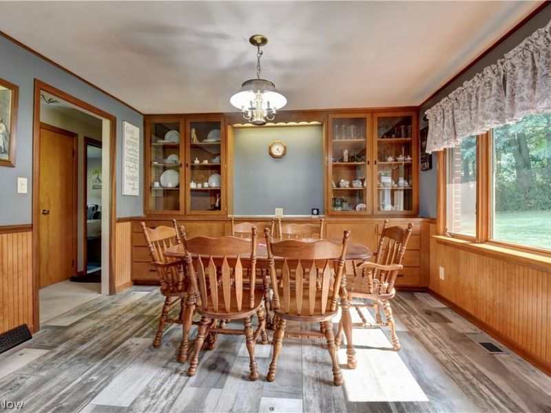 2510 Willow Brook Drive NW, Dover, OH 44622 Photo 8